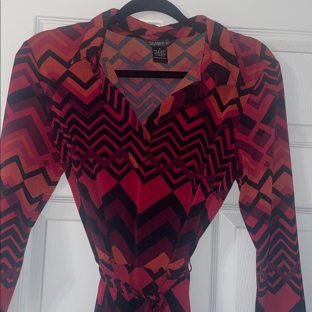 Glamor Vibrant Red and Orange Patterned Dress
